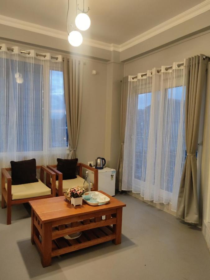 Urban Tavern Shillong Zewnętrze zdjęcie